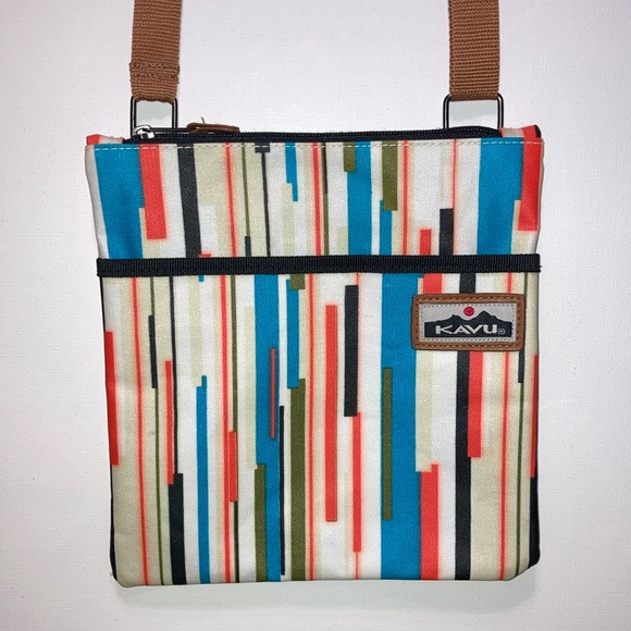 EUC Kavu crossbody bag retro stripes, water resistant, zip closure, adj strap - Picture 2 of 13